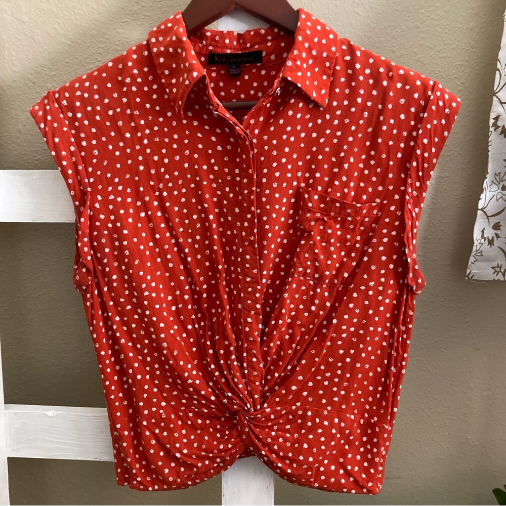 Women’s Spring top- 1950’s style with trendy details